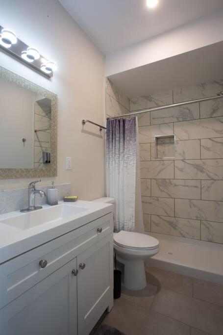 Luxurious Design One Bedroom Near Balboa Park Inn